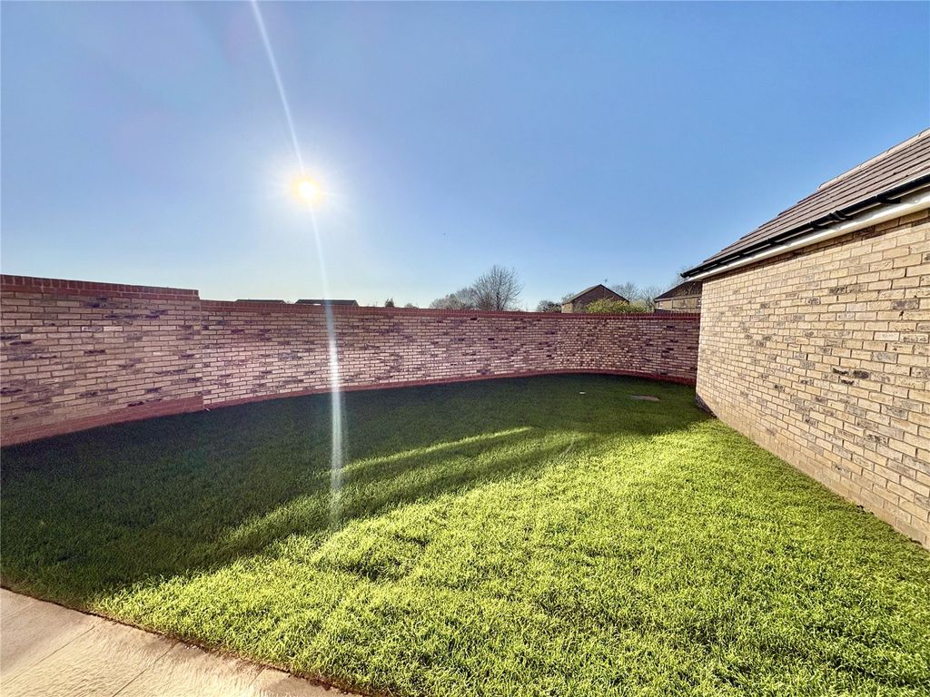 Property photo 3 of 10 Picture No. 11