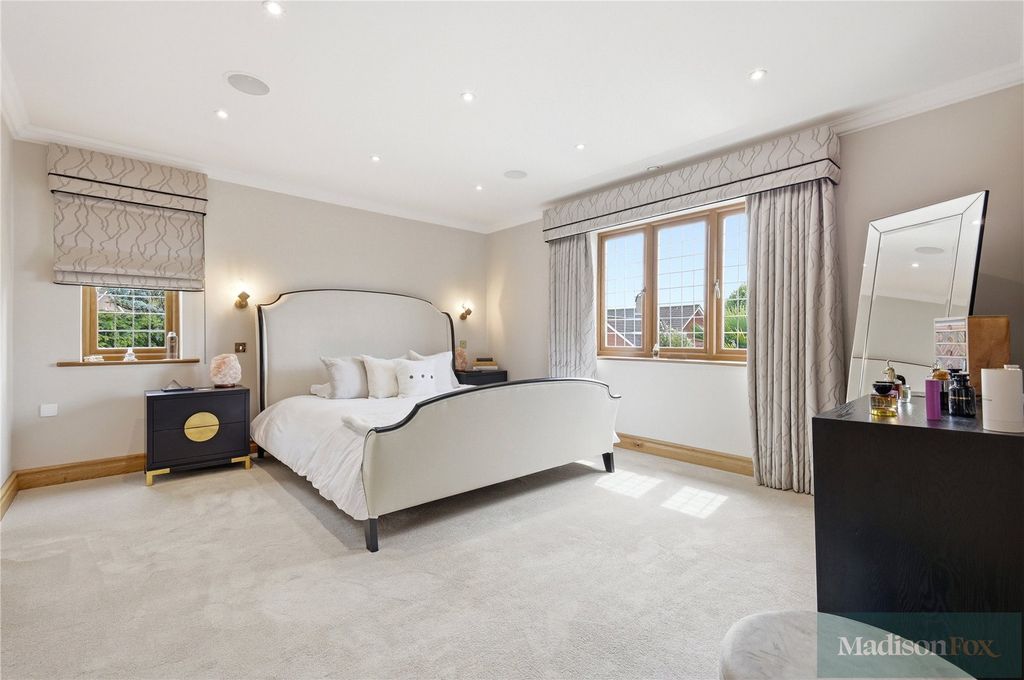 Additional image 22 of 5 bed detached house for saleWest View, Loughton, Essex IG10