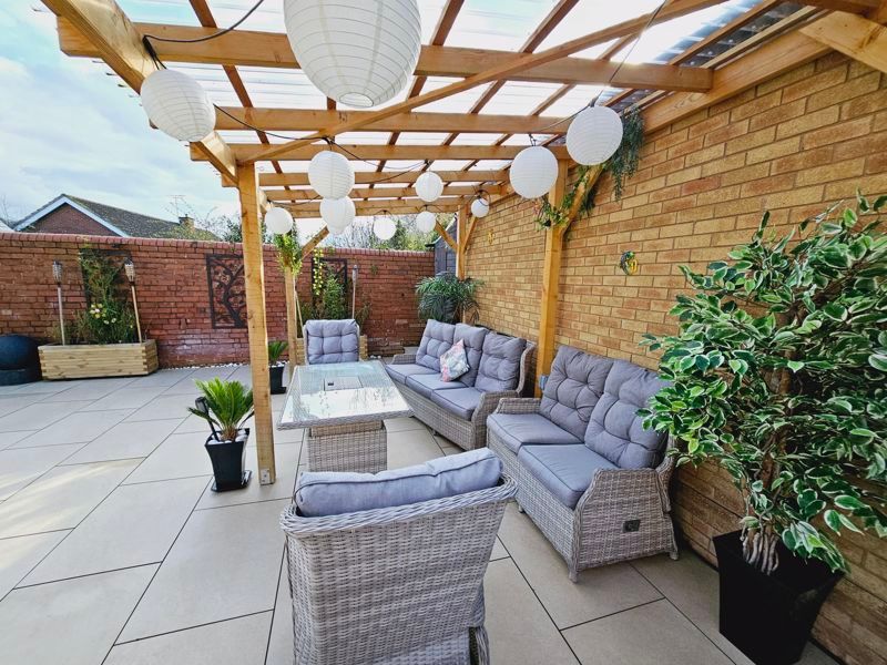 Property photo 2 of 27 Photo 12