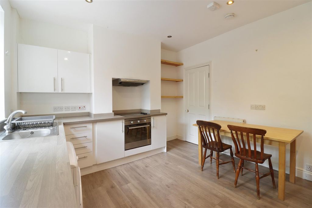 Property photo 1 of 14 Kitchen Diner