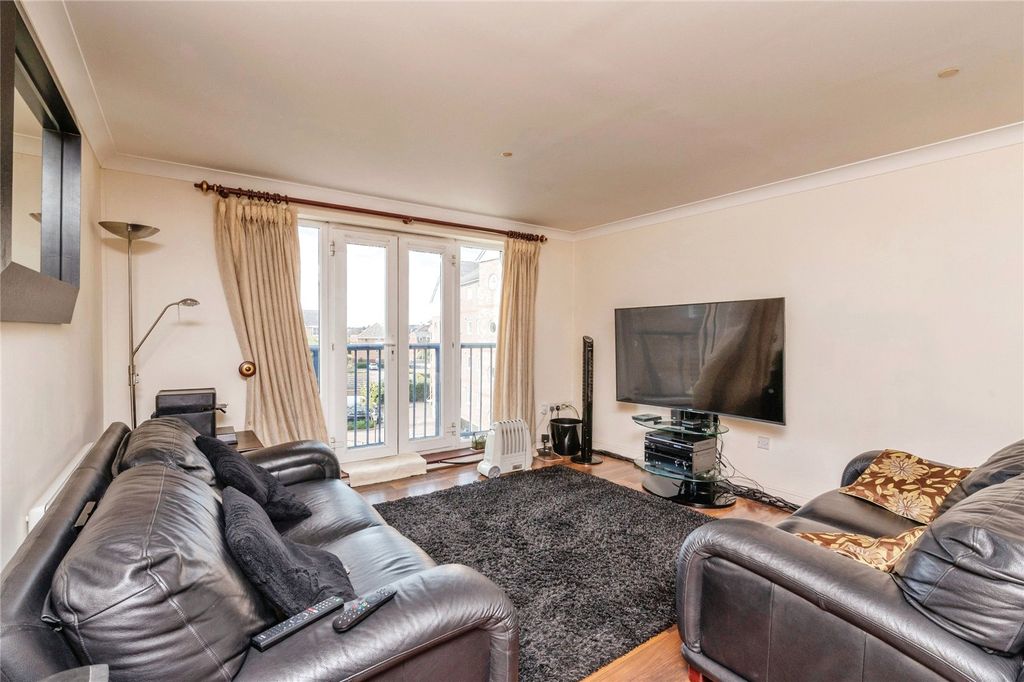 Property photo 2 of 17 Photography