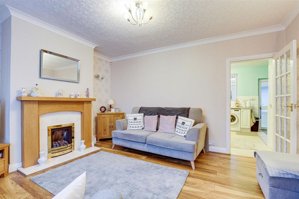 Property photo 3 of 22