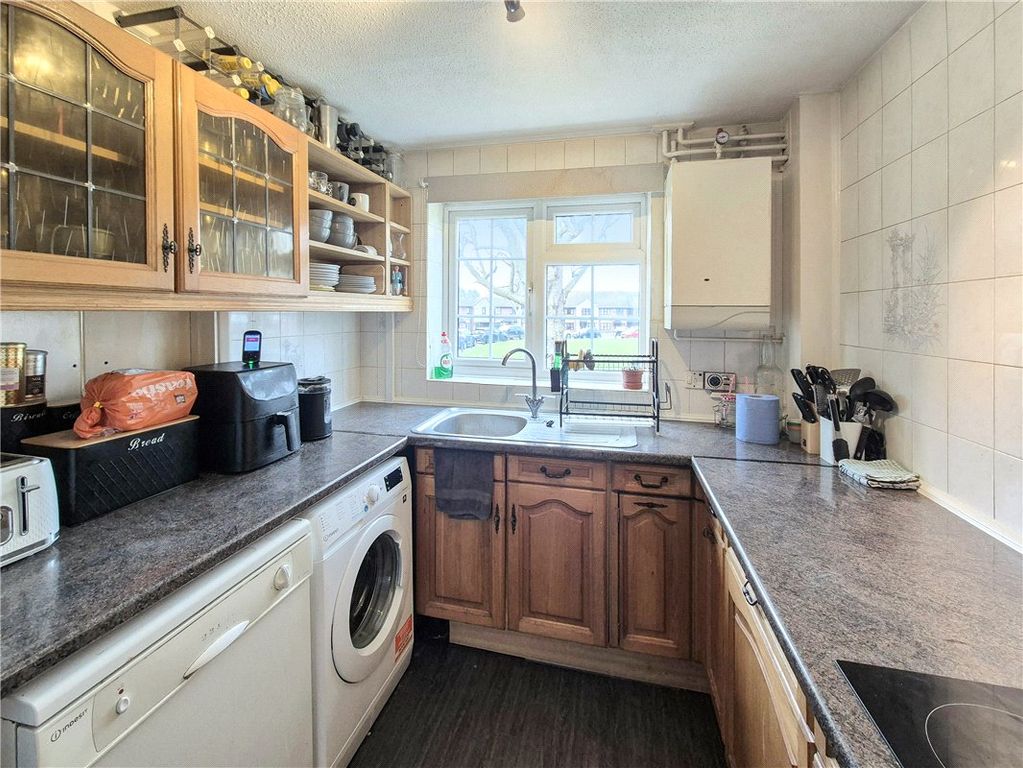 Property photo 3 of 17 Picture No. 22