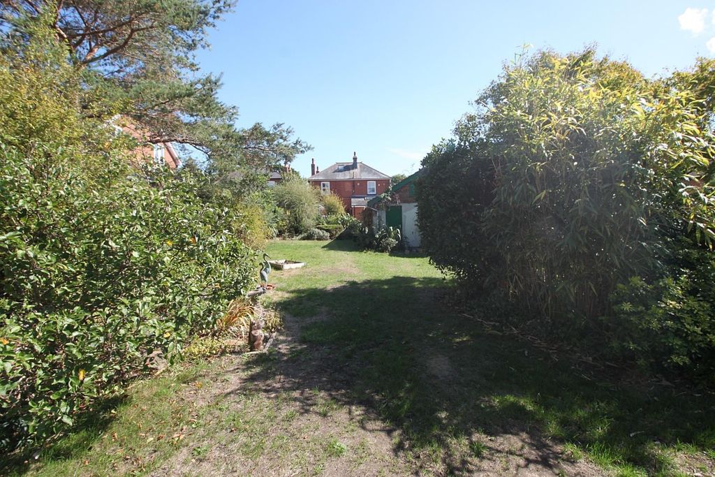Property photo 2 of 19 Pbox-Img.Jpg