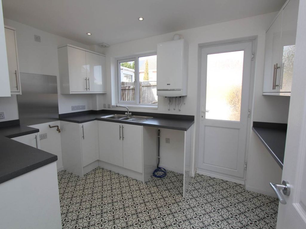 Property photo 1 of 12 Kitchen Breakfast Room