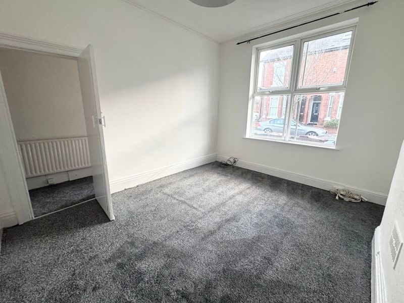 Property photo 2 of 12 Photo 1