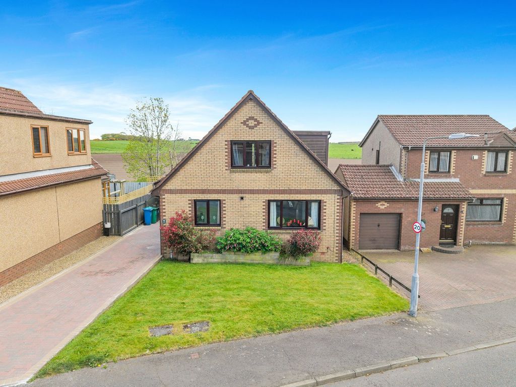 Property photo 1 of 39