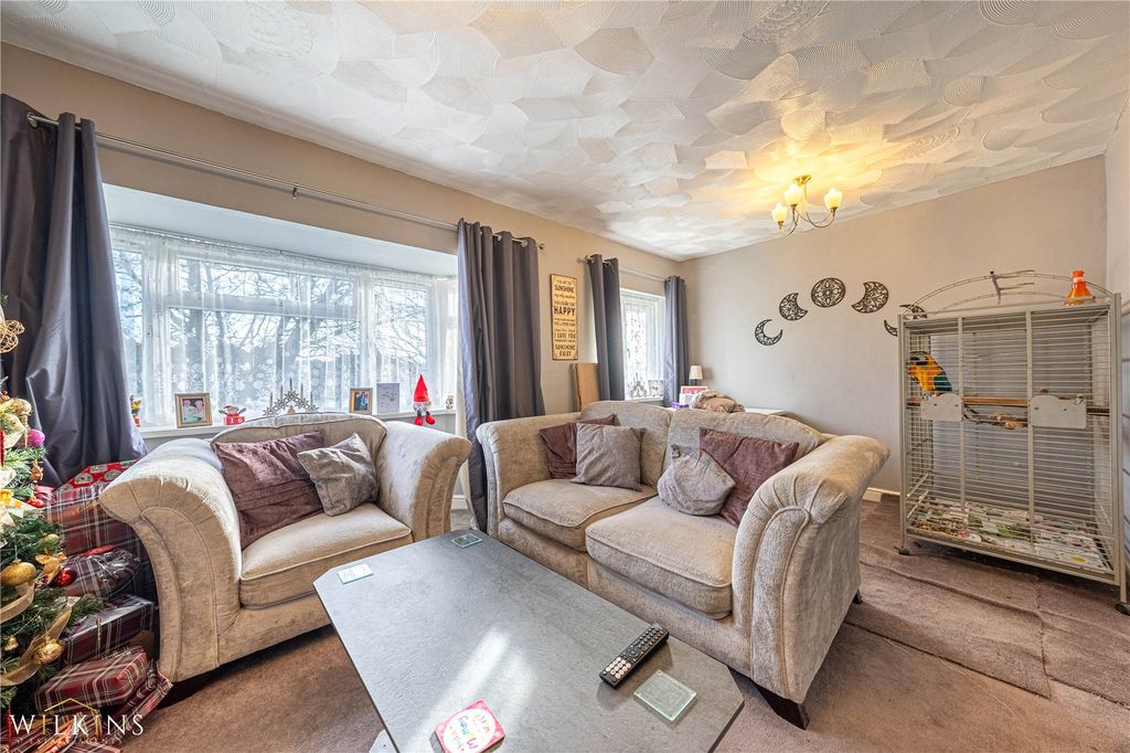 Property photo 3 of 26 Picture No. 18