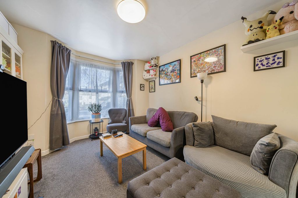 Property photo 1 of 31 Picture No. 22