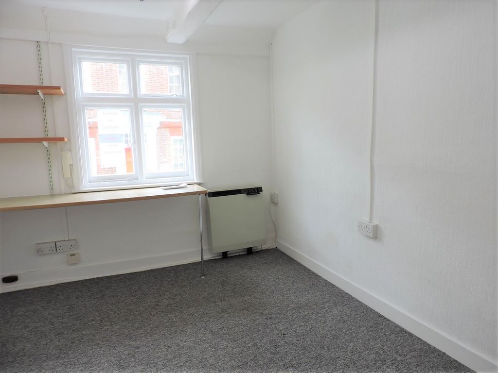 Property photo 3 of 4