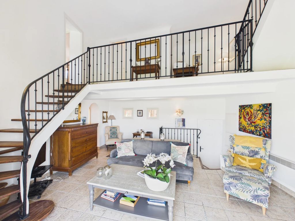 Property photo 3 of 15 88Fc69581B424429Ed92Ec7Cb9Eb6A85_09Dafc9Ec7_1920-Big