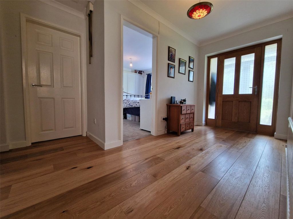 Property photo 3 of 44 Picture No. 90