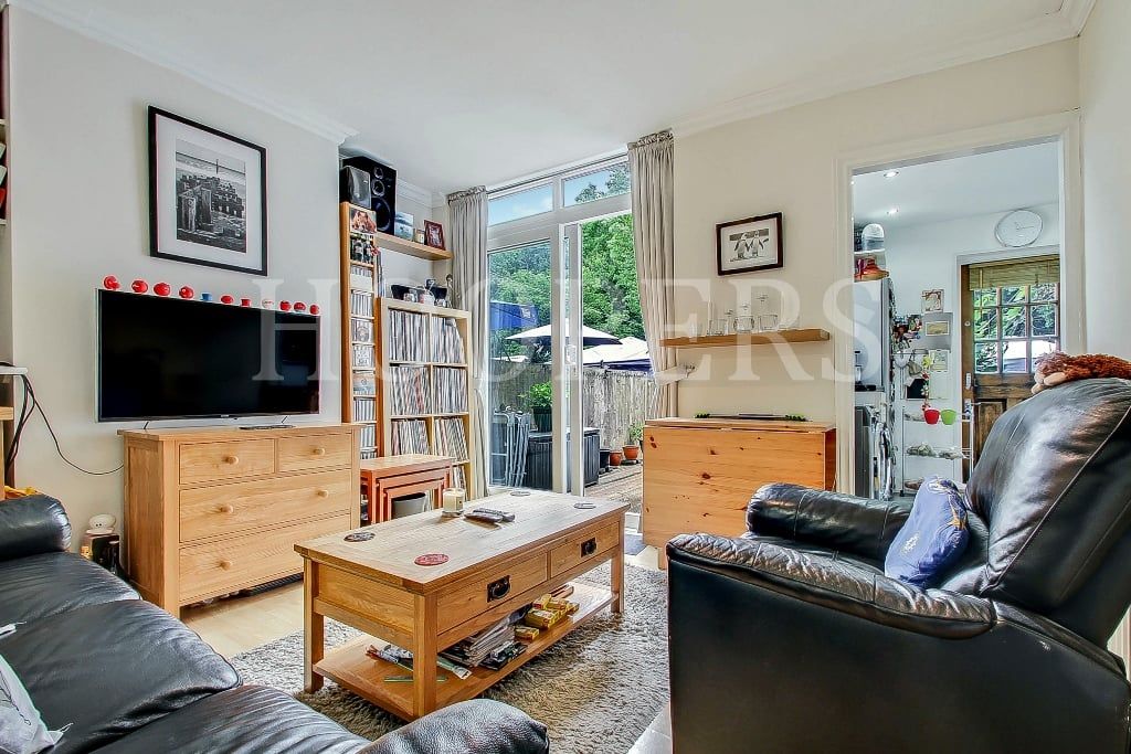 Property photo 2 of 9