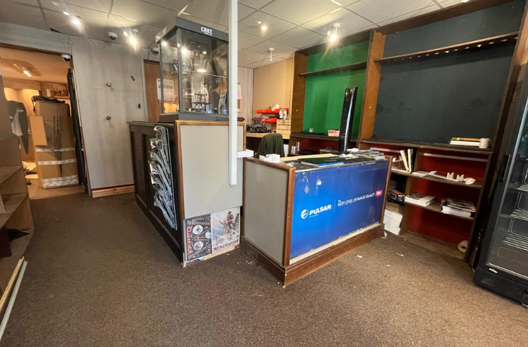 Property photo 2 of 11