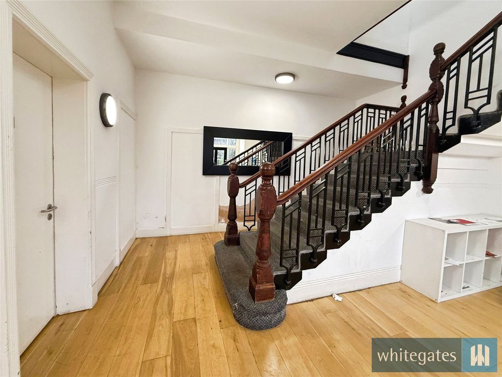 Property photo 2 of 12 Picture No. 01