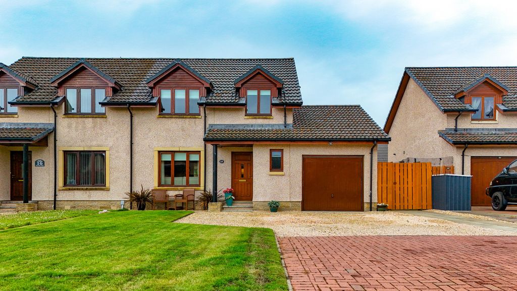 Property photo 1 of 50