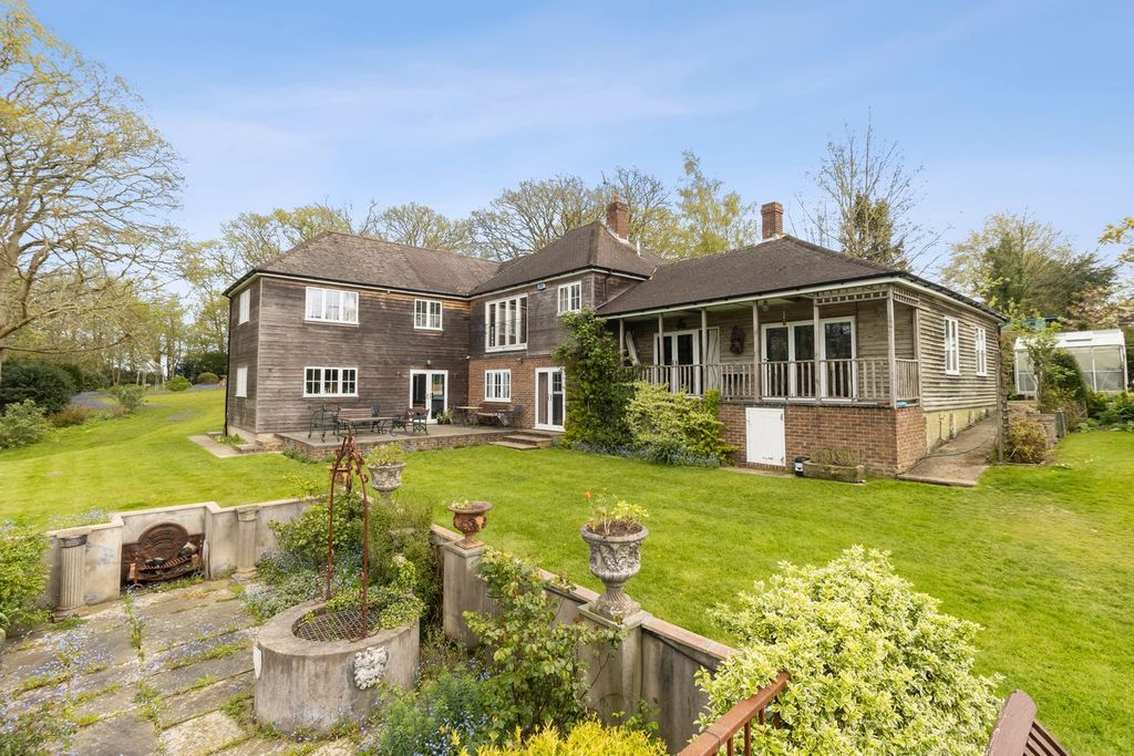 Property photo 2 of 36