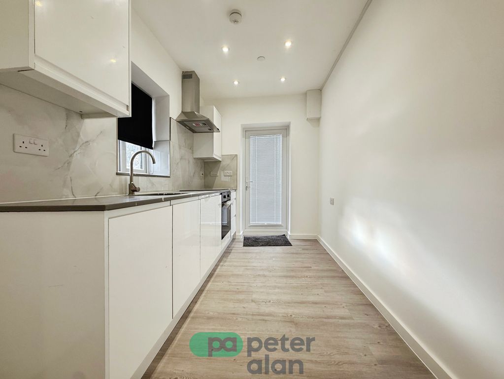 Property photo 2 of 8 Front