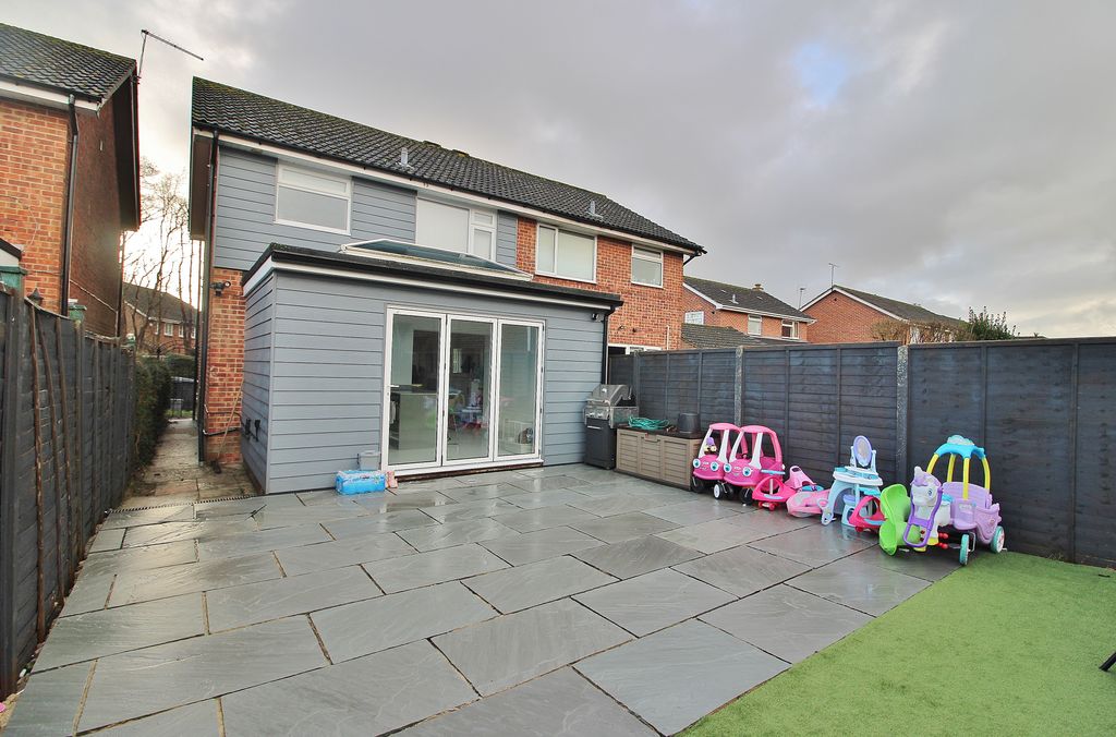 Property photo 1 of 16