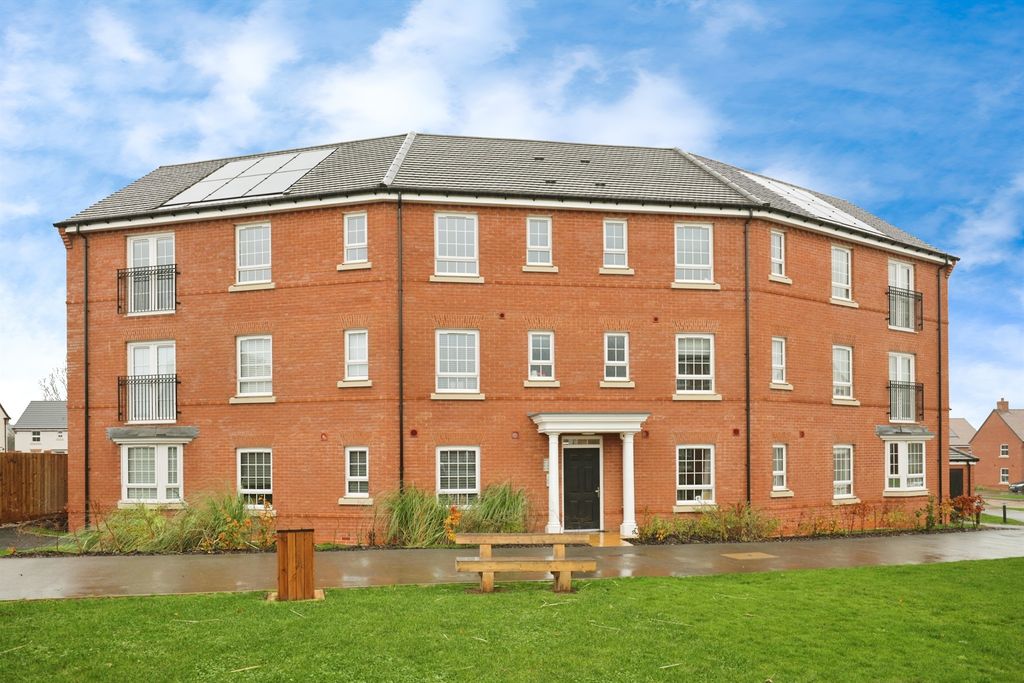 Property photo 1 of 9