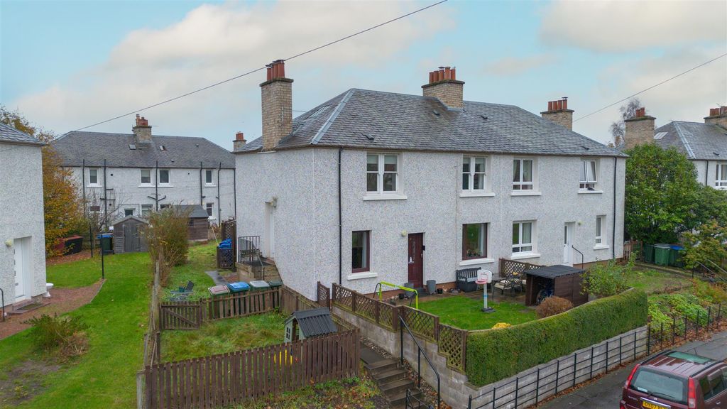 Property photo 1 of 18 Darnhall Drone-2.Jpg