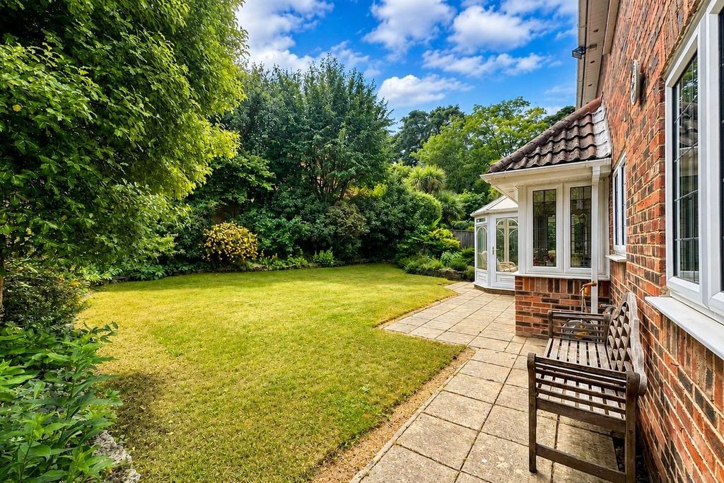 Property photo 3 of 16