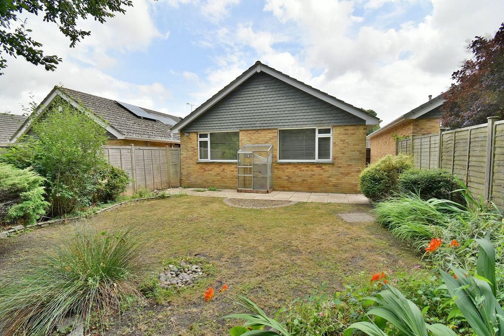 Property photo 2 of 11
