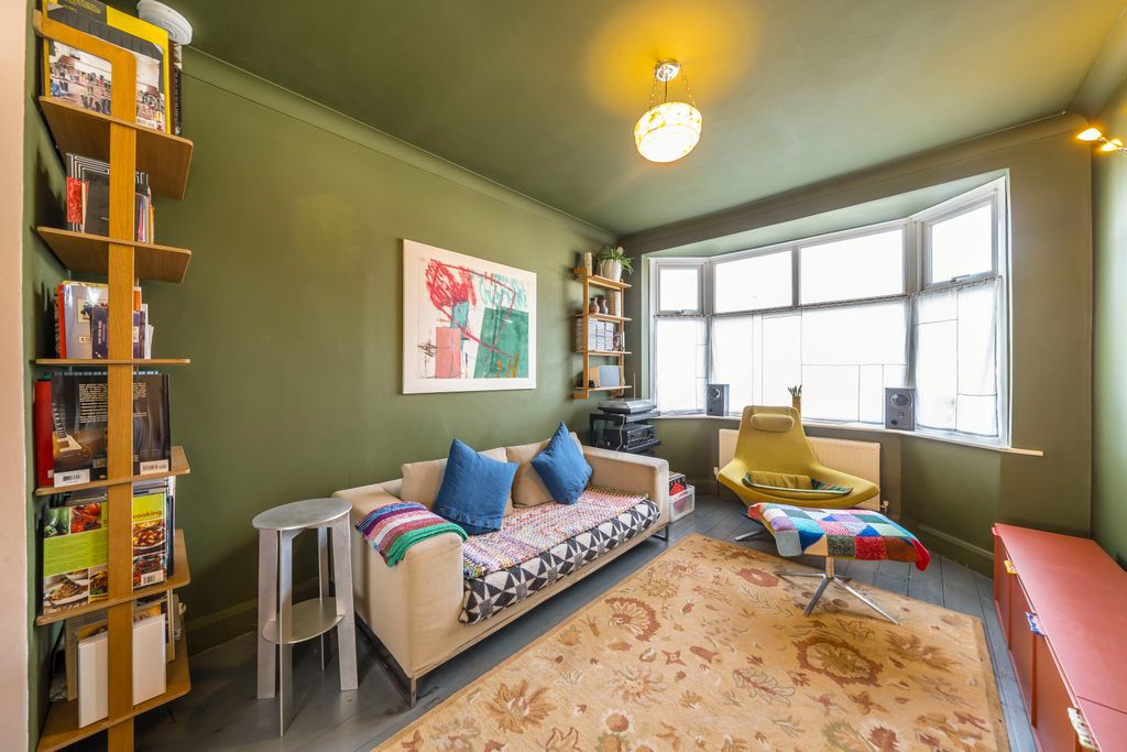 Property photo 2 of 8 Picture No. 06