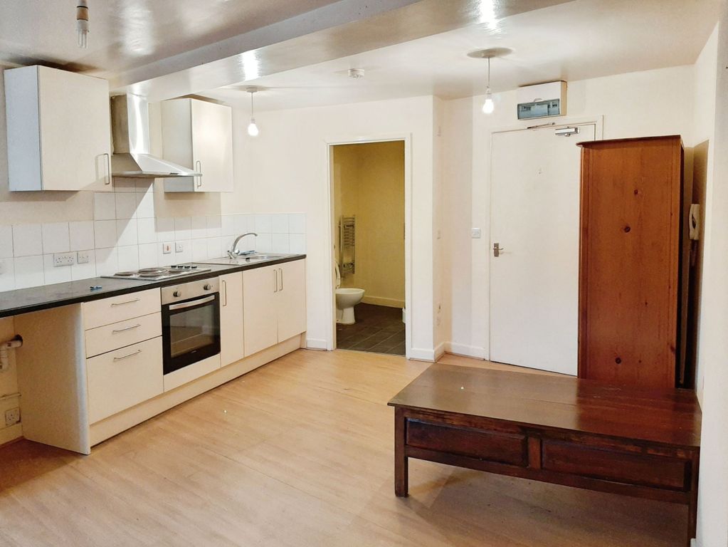 Property photo 2 of 5