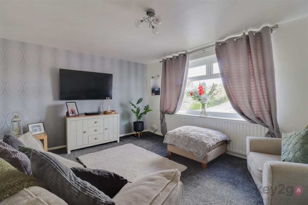 Property photo 2 of 14 Img_3198-Img_3200.Jpg