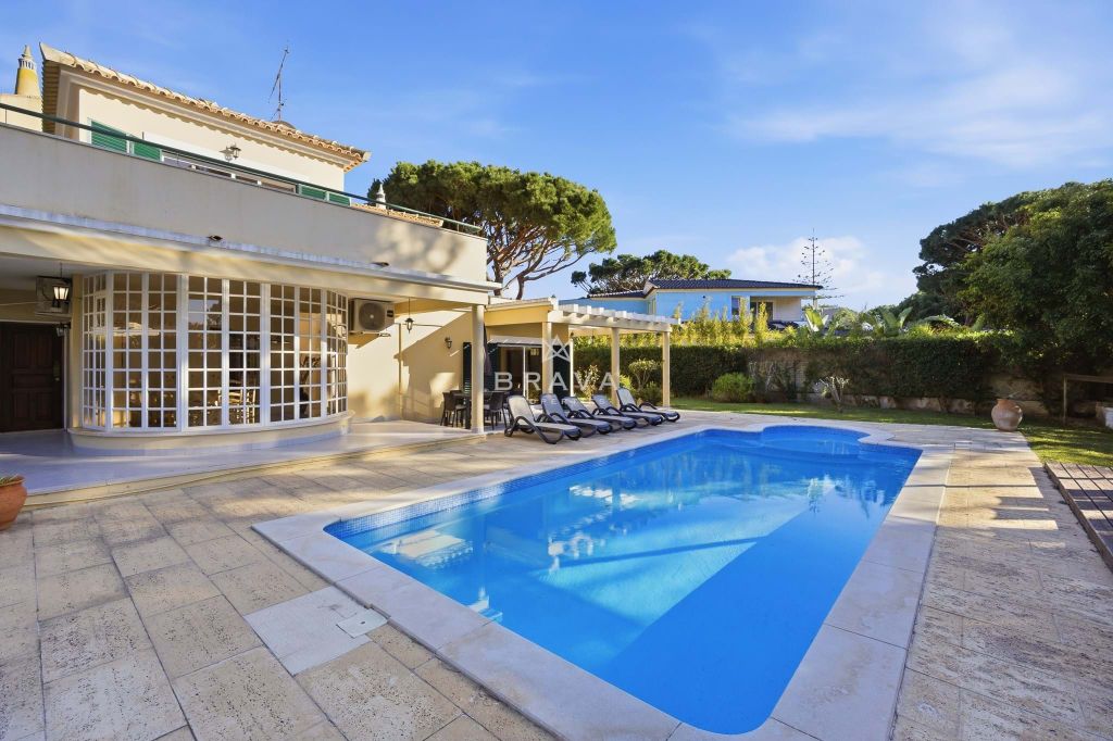 Property photo 2 of 70