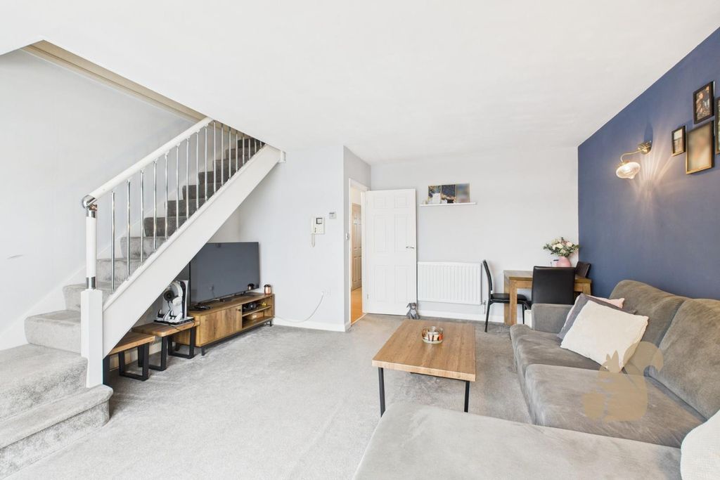 Property photo 2 of 13 Cam04604G0-Pr0065-Still007.Jpg