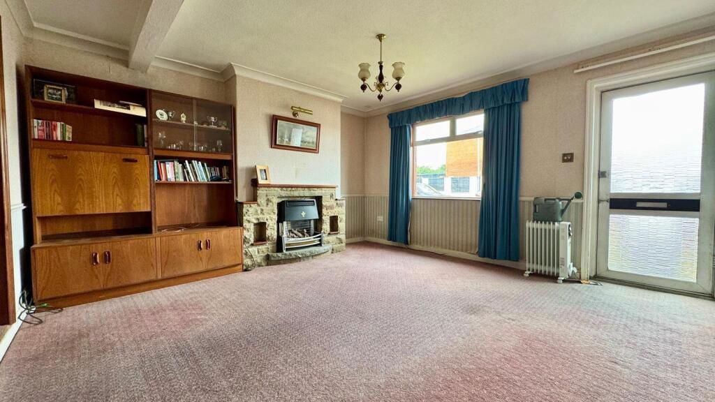Property photo 2 of 14
