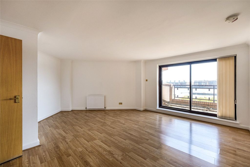 Property photo 1 of 12 Reception Room