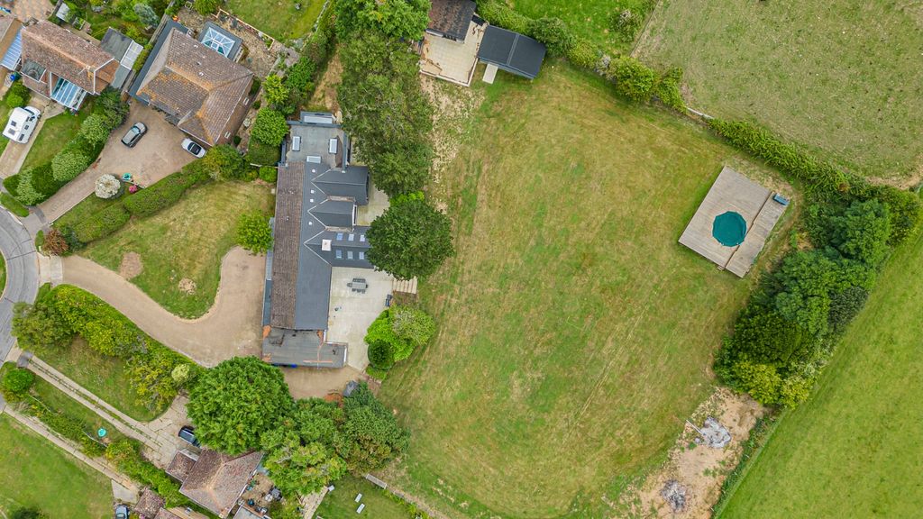 Property photo 3 of 14 Aerial