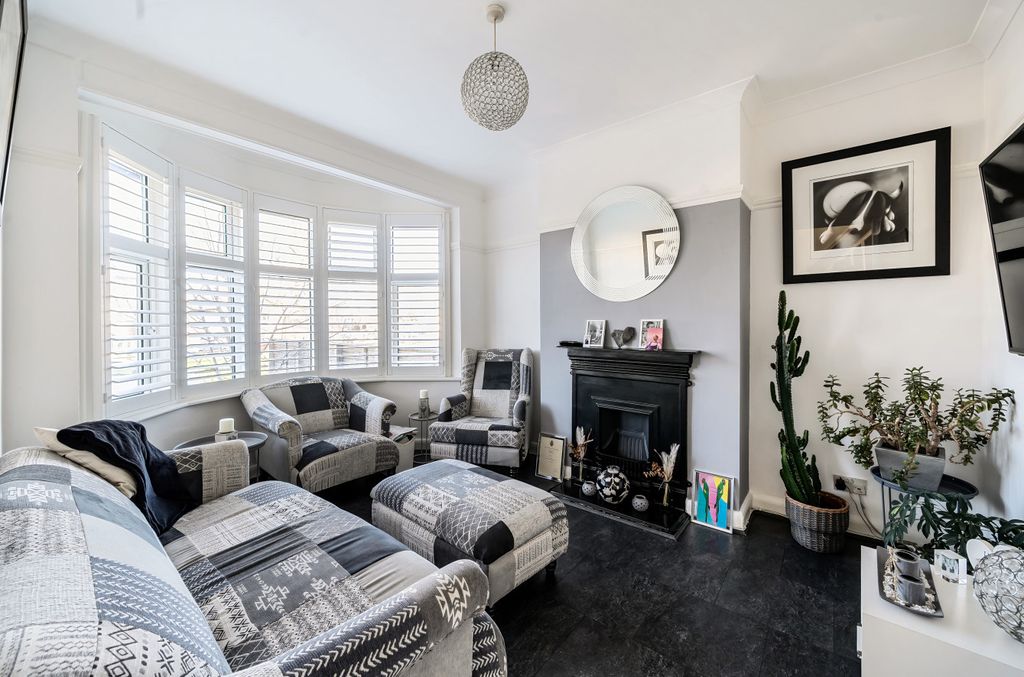 Property photo 3 of 16 1074828 (2).Jpg