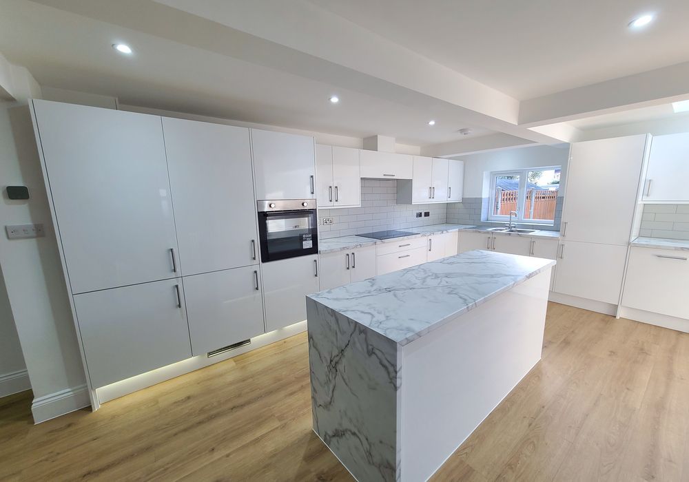 Property photo 3 of 18