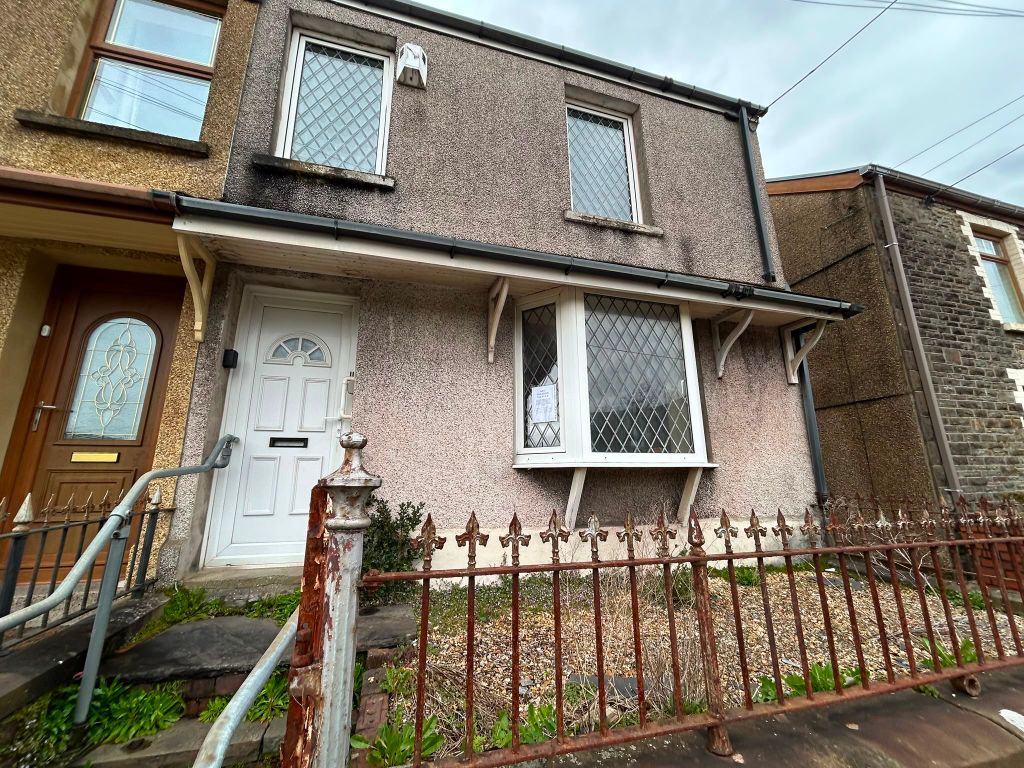 Property photo 2 of 6