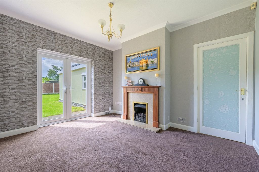 Property photo 3 of 34 Picture No. 16