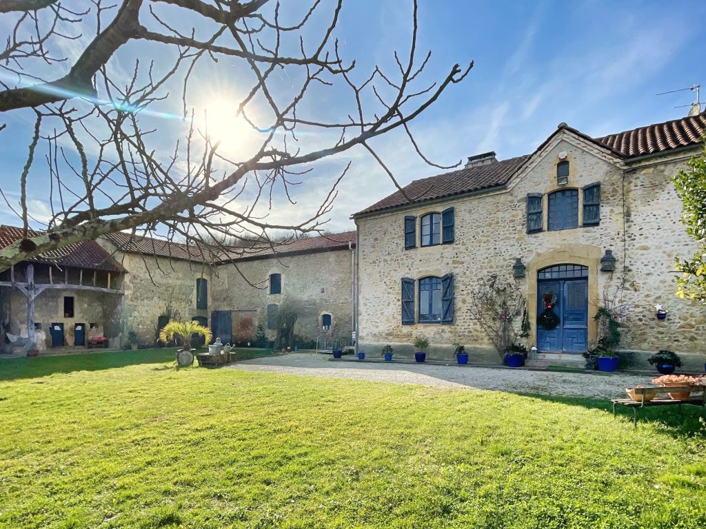 Property photo 1 of 26