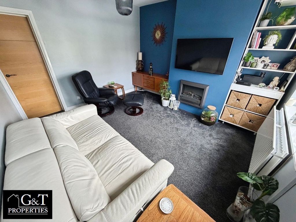 Property photo 2 of 18 Reception Room