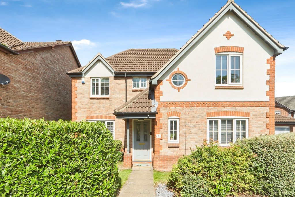 Property photo 1 of 17