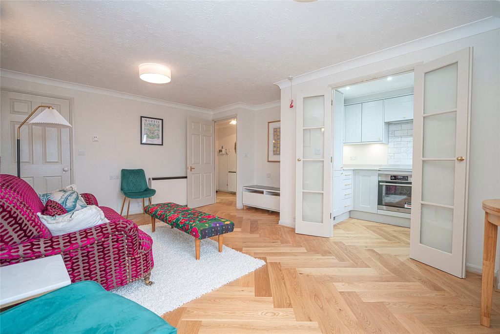 Property photo 3 of 28 Picture No. 42