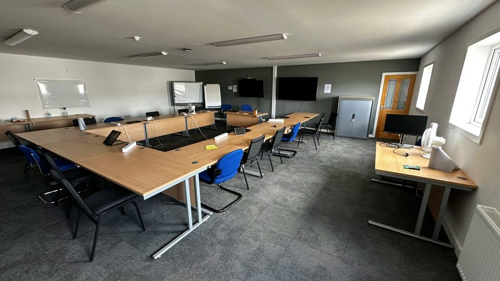 Property photo 2 of 13 Image 2