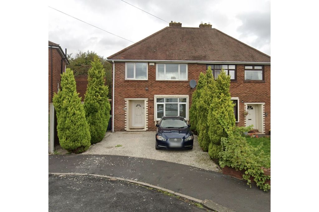 Property photo 1 of 1