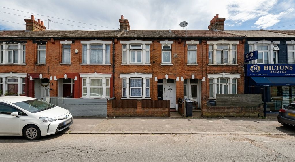 Property photo 1 of 5