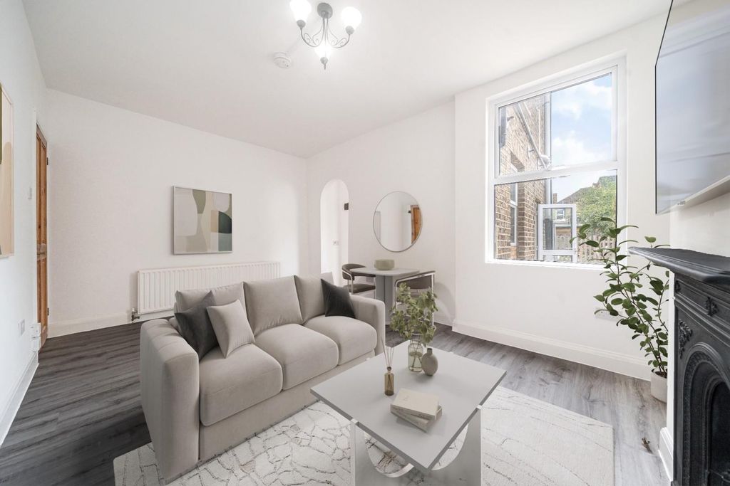 Property photo 2 of 13 1343866-9-68A6Df623E543 (2).Jpg