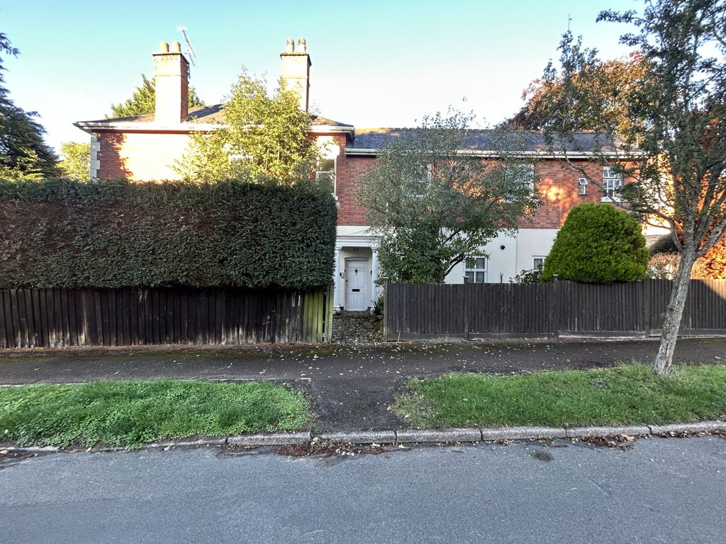 Property photo 1 of 13 Front View