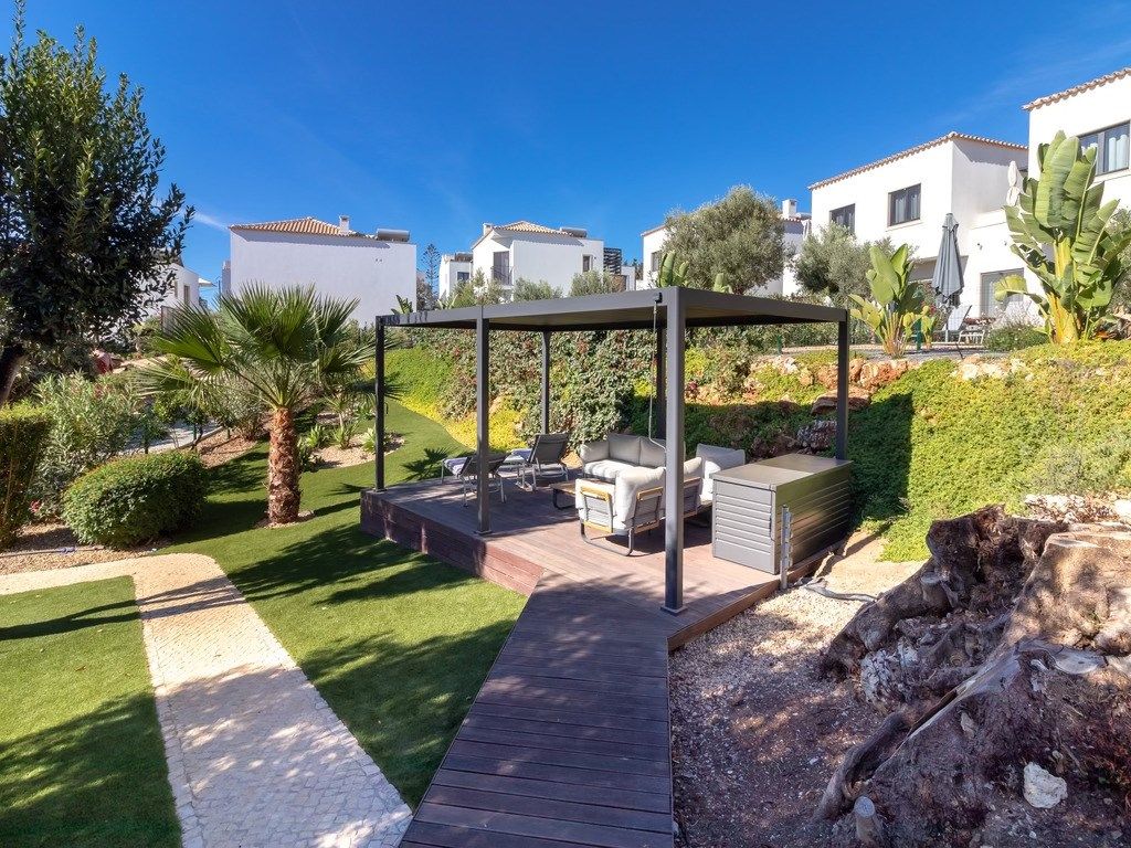 Property photo 3 of 30