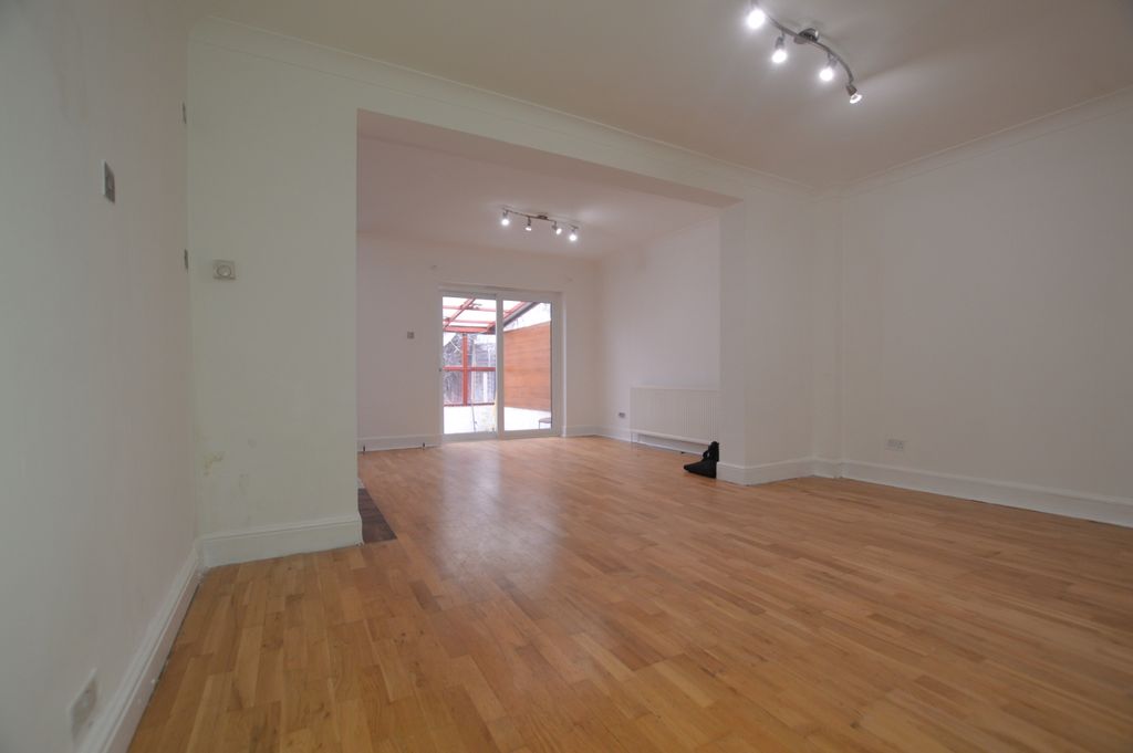 Property photo 2 of 14 Dsc_0639